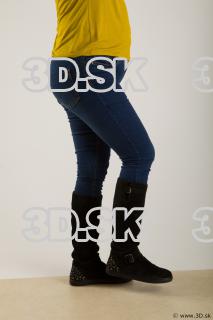 Leg flexing reference of yellow sweater blue jeans Gwendolyn 0002